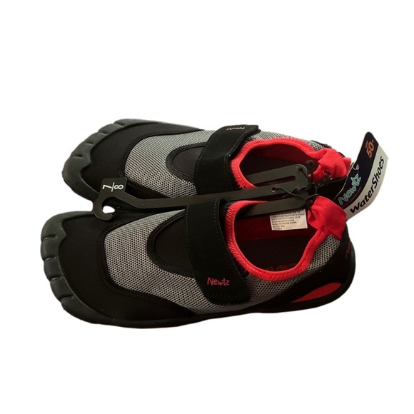 newtz Shoes Newtz Water Shoes Nwt Size 78 Poshmark